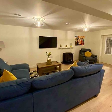Modern Family Home キャッスルイスランド エクステリア 写真