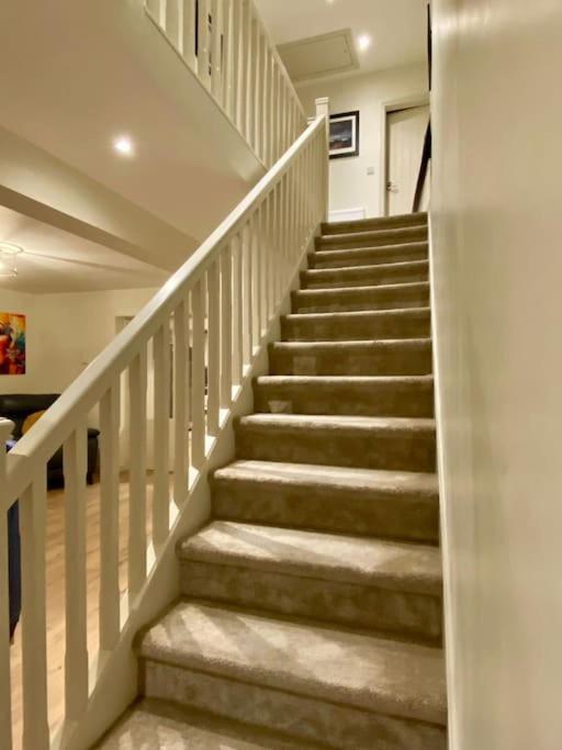 Modern Family Home キャッスルイスランド エクステリア 写真